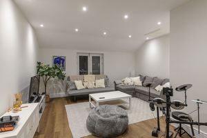 Photo 27- click for photo gallery